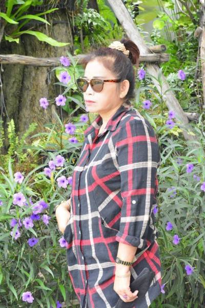 Natana 54 ans Thai Thaïlande