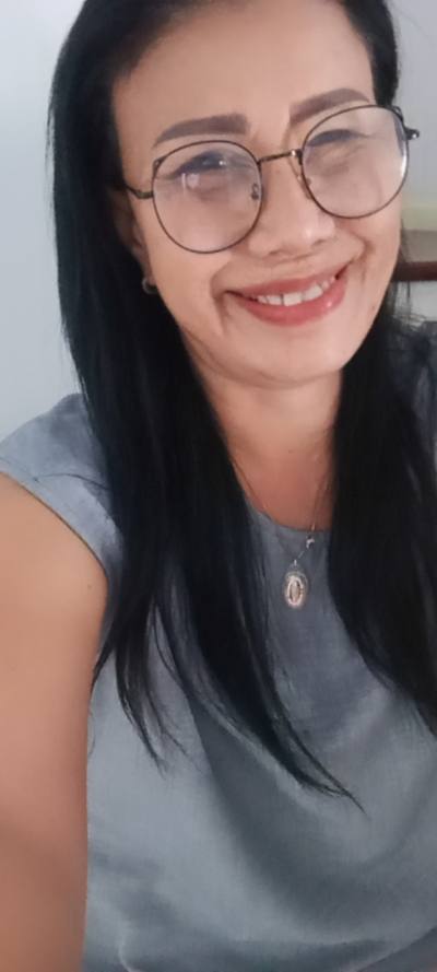 Gine 29 ans Bang  Thaïlande