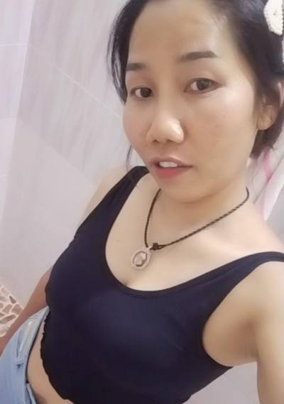 Chanida 43 Jahre Phu Sing Thailand