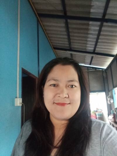 Wilai 46 ans Hone Thaïlande