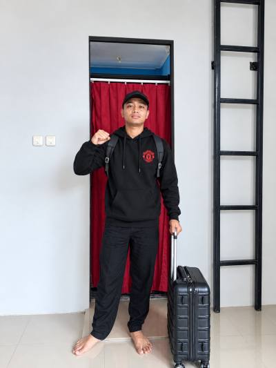 Faris 27 years Wonosobo Indonesia