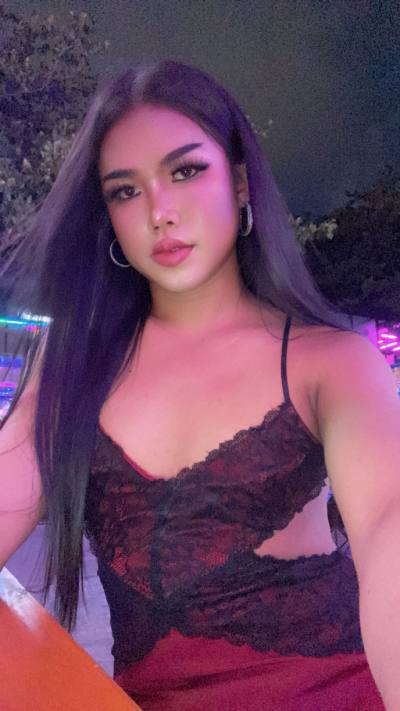 Sakulna 26 Jahre Pattaya Thailand