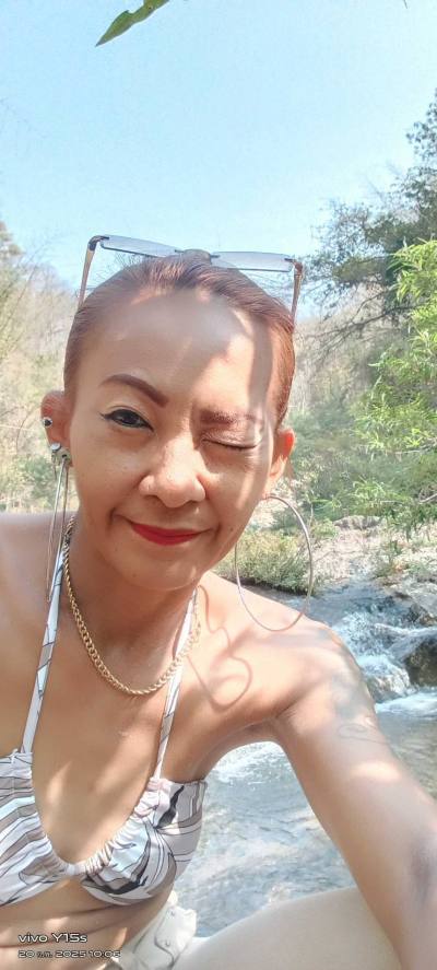 Churarak 47 Jahre Kamalasai  Thailand