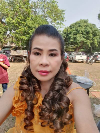 Pawinee 52 ans Maesai Thaïlande