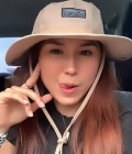 Apinya,31 ans