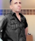 Julien,40 ปี