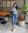 Namfon,37 ans
